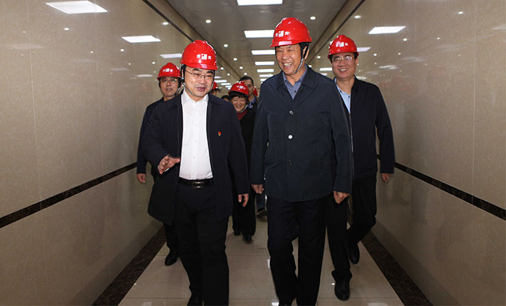 河津市委書記李曉武來集團調研